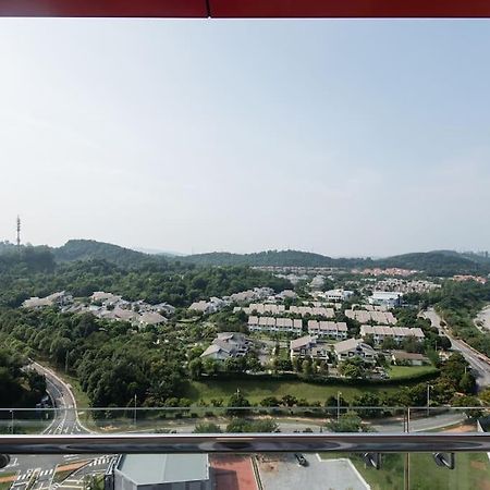 Palm Armada Residence Free Parking And Netflix Putrajaya Extérieur photo