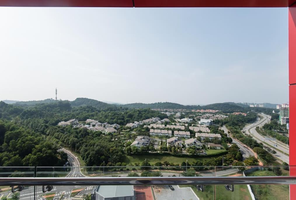 Palm Armada Residence Free Parking And Netflix Putrajaya Extérieur photo